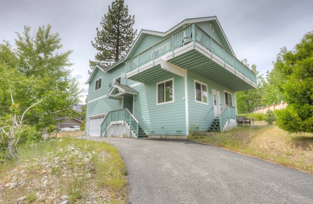 Mountain-View Eden | Spacious Balcony & Fireplaces | Minutes to Lake