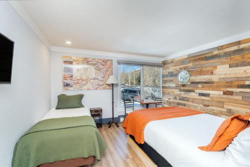 Mountainside Inn 111 by Alpine Lodging Telluride