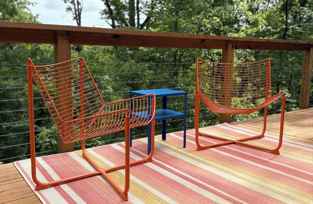 Mountainside Modern Cabin with Tree Vista View Deck - Sleeps 8