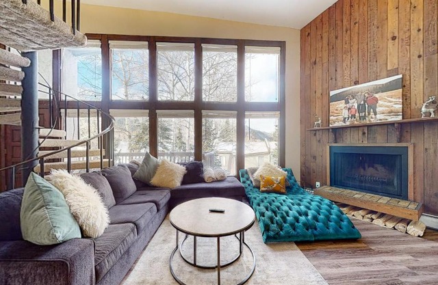 Mountainside Oasis