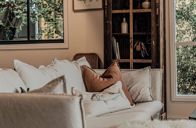 Mr Percival - Ocean Views and Curated Style
