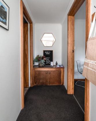 Ms Sophia's Studio Apartment
