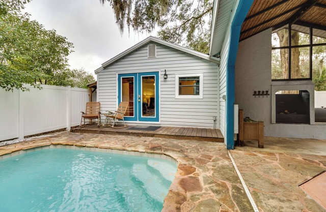 Mt Dora Couple's Retreat w/ Shared Pool!