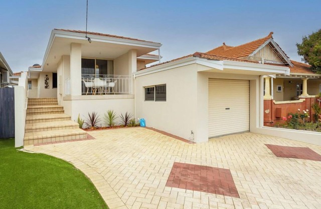Mt Hawthorn Family Home - Executive Escapes