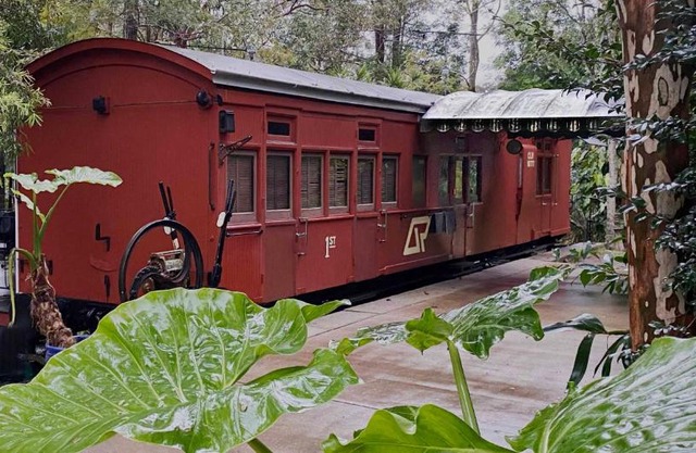 Mt Nebo Railway Carriage and Chalet
