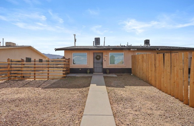 MT-View Home NE El Paso/5min Fort Bliss/Airport/ Pet Friendly