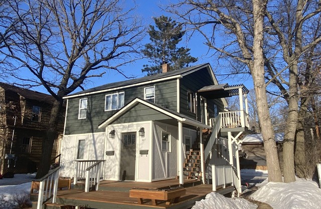 MTB Heritage Parkside Cottage