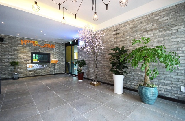 Muan Namak Oneul Hotel