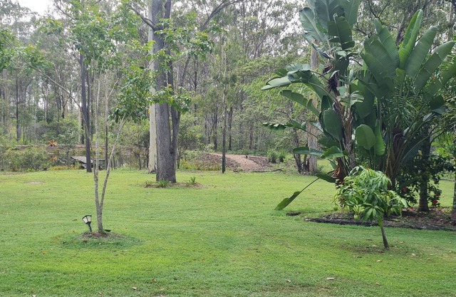 Mudhouse Manor - Rural Retreat. Pet friendly acreage.