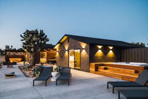 Mulberry & Pine By The Cohost Company