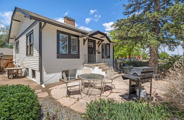 Mulberry Place: a Charming Cottage Near Old Town!