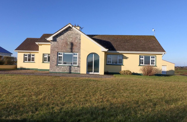 MULLAGH ROAD, pet friendly in Miltown Malbay, County Clare