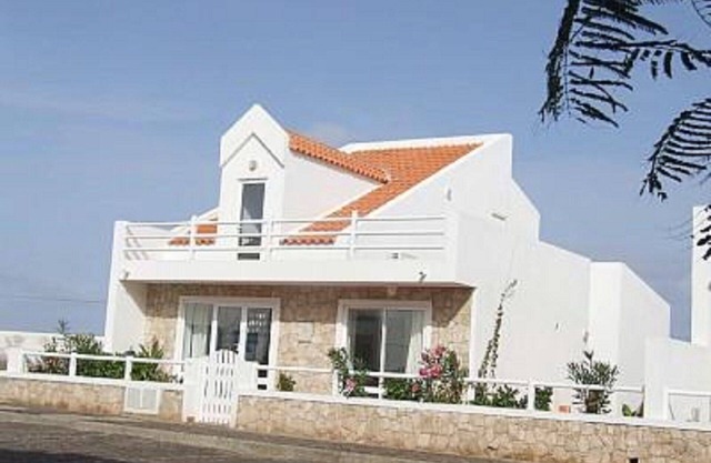 Murdeira Sal espaciosa y confortable villa independiente de 3 dormitorios, complejo costero