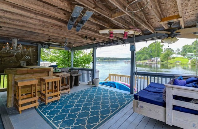 Murray Shores Getaway w/ Kayaks + Sea-Doo for Rent