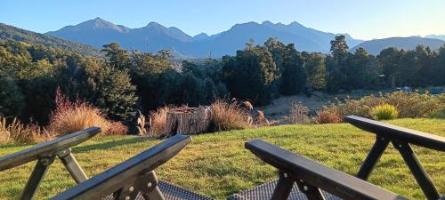 Murrells Manapouri Lookout
