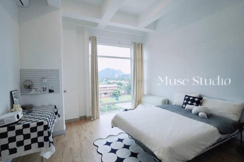 Muse Studio @CBD with pool