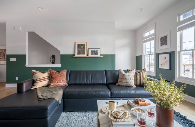 Musgraves & Twain by AvantStay | 2 Unit Buyout w/ 8BR in Heart of Nashville
