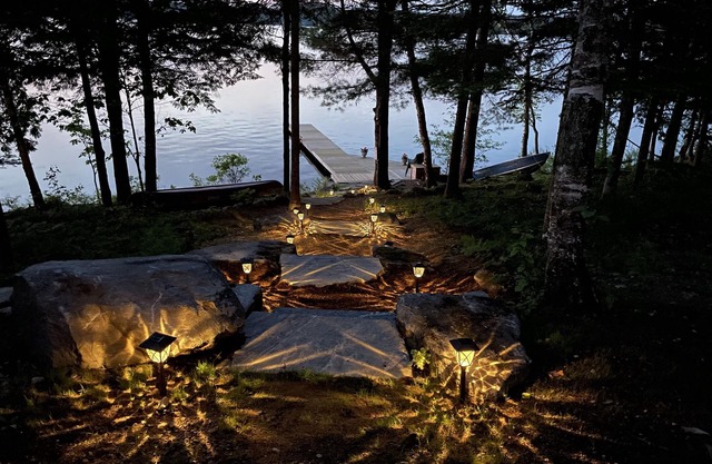 Muskoka cottage on Penlake. The perfect getaway surrounded by trees and nature.