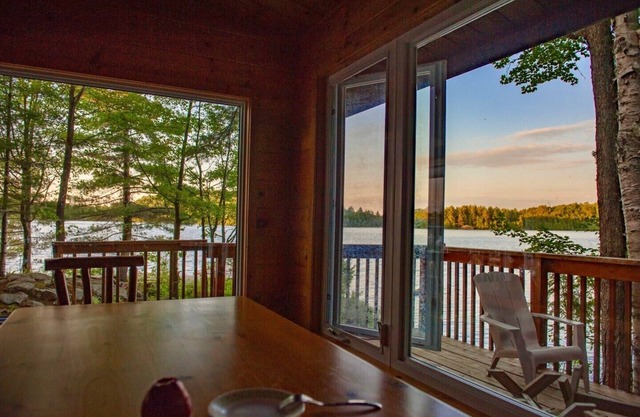 Muskoka cabaña de playa en el lago de las bahías