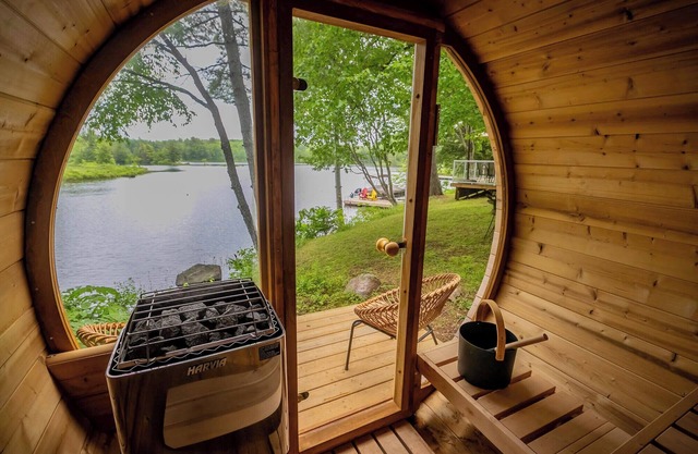 Muskoka Retreat with Barrel Sauna