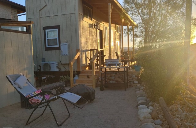 Mustang Trail Ranch Casita. Natural desert setting open air living with views!