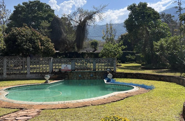 Mutare Manor : The Master - 2306