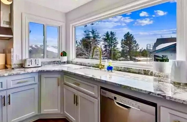 Mv 80 Reno Charming Home