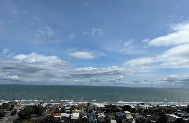 My happy place-Charming 1-bedroom apartment in lovely Frankston with AC