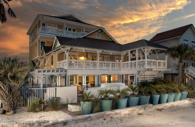 Mi Margaritaville-Mejor Dadgum Beach House en Destin. Donde siempre son las 5 en punto