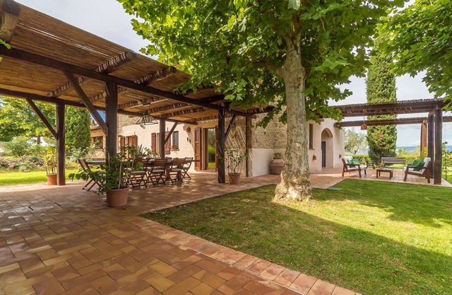 Villa Molinazzo 14 es una villa de lujo en Umbría con piscina privada, aire acondicionado, 7 habitaciones 7