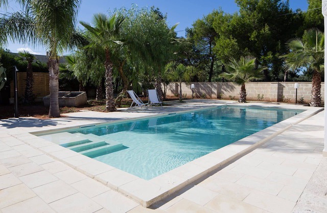 Villa en Cutrofiano con 4 habitaciones, capacidad 11