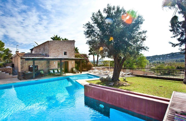 Villa en San Jose De La Atalaya con 6 habitaciones, capacidad 11