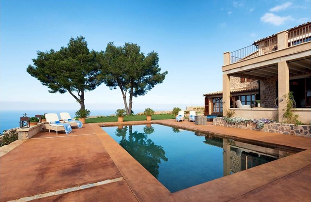 Villa en Sóller con 4 habitaciones, capacidad 8