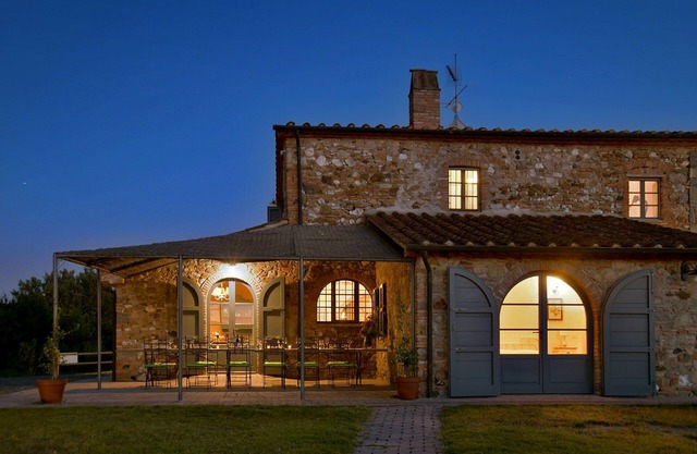 My Rental Homes - Villa Ghirlanda with private pool and large private garden