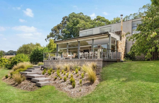 Myers Road Villa - pool, trampoline, firepit, acreage