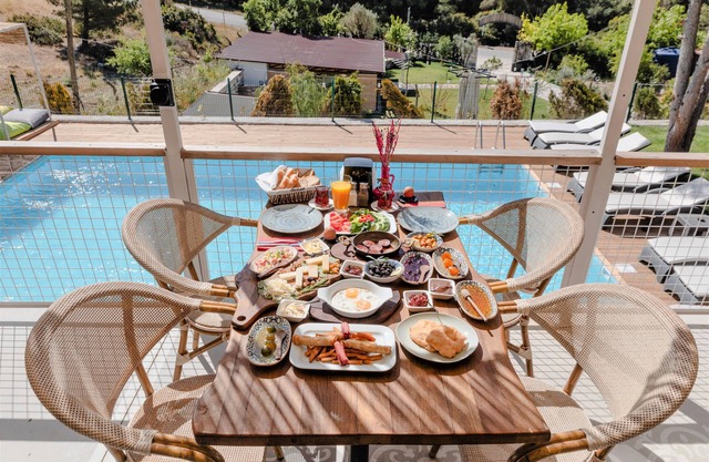 Myhouse Urla Butik Otel