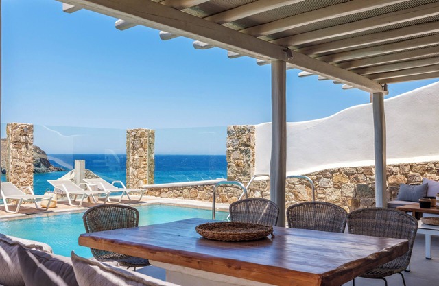 Mykonist Merchia Beach Villas & Suites