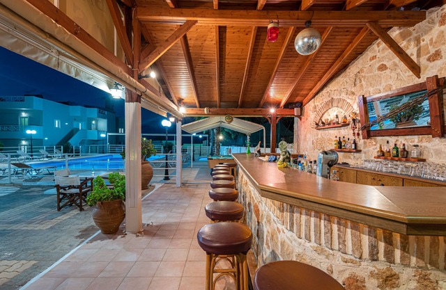Mylos Apartments Anissaras