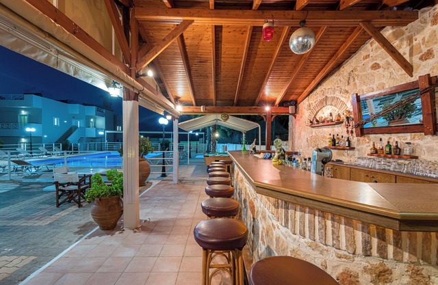 Mylos Apartments