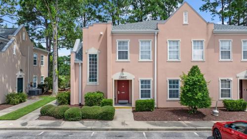 Myrtle Golf Getaway at Legends Pet Friendly Pool
