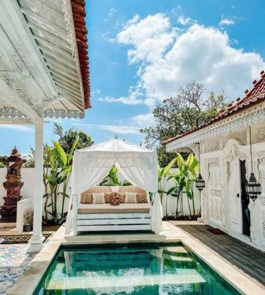 Mytongos Private Villa