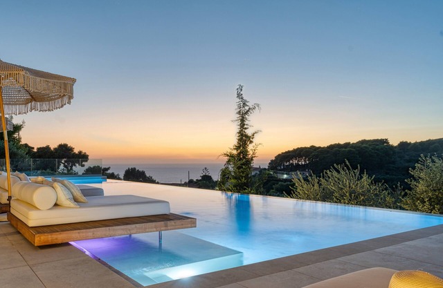 Myzith Luxury Suites
