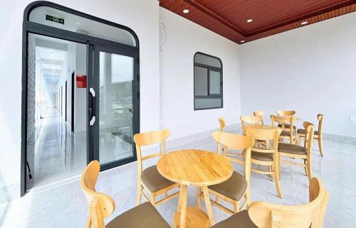 Nắng Mai Hotel