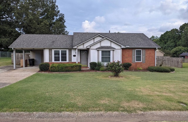 N Jackson 3 BR 2 BA Near I40, Ballpark, Golf, Food