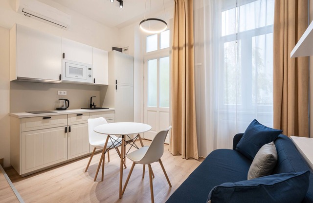 N36- Boutique Apartments By BQA