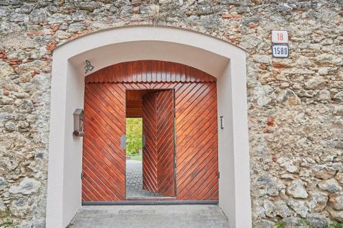 "Na Skale " Apartment in center, free parking