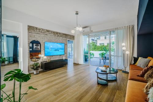 Nabi Yona Apartments