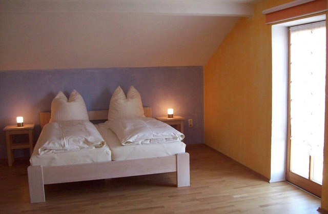 Amplio apartamento orientado al sur (110 m2) con una acogedora cocina.
