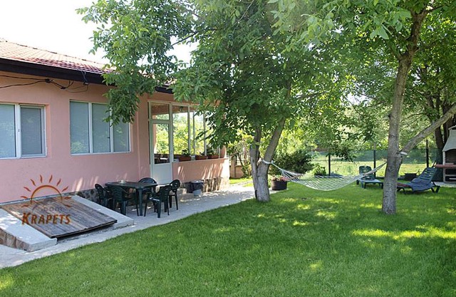 Nadya Holiday Home