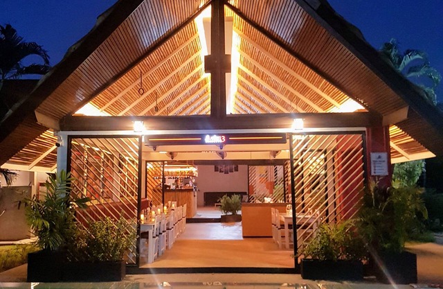 Naiharn Beach Resort